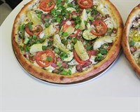 Gourmet Vegetarian Supreme Pizza