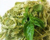 Fettuccine al Pesto